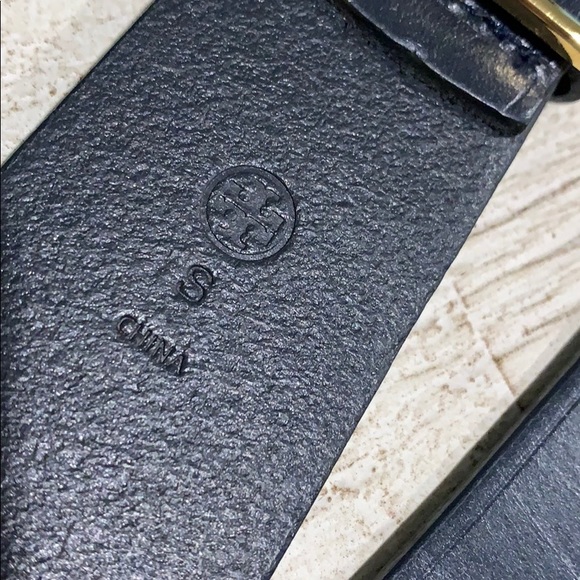Authentic Tory Burch blue navy leather belt - Picture 2 of 7